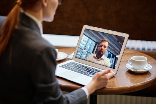 image of a virtual team collaborating